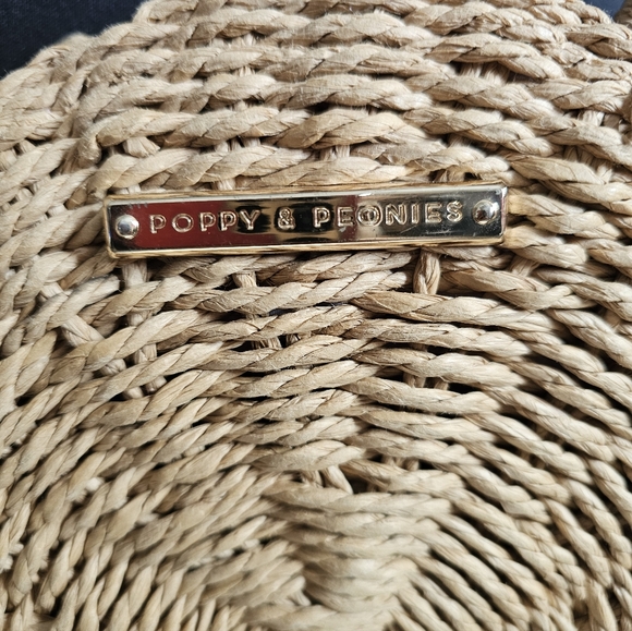 POPPIES & PEONIES Sunkiss Rattan Crossbody Tote - Picture 6 of 8